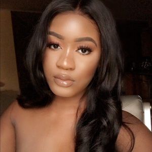 Meet your Posher, Parthena